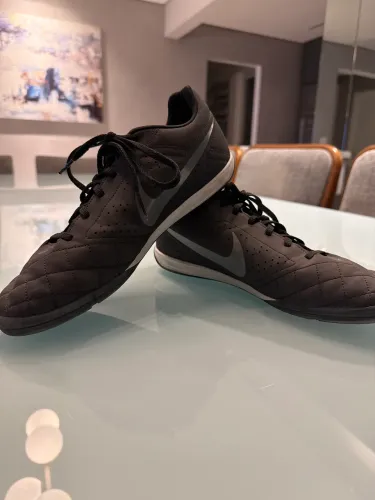 Chuteira Nike futsal