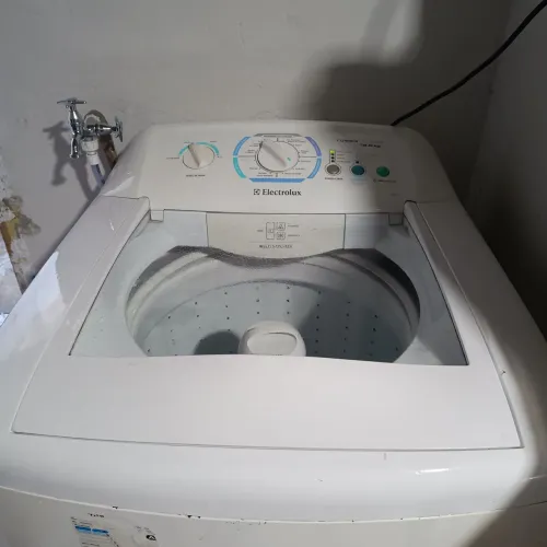 Máquina de lavar roupa Eletrolux 12 kilo não entrego retirar no ganchinho