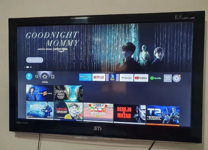 Smart TV de 43 polegadas LED completa funcionando tudo perfeitamente 