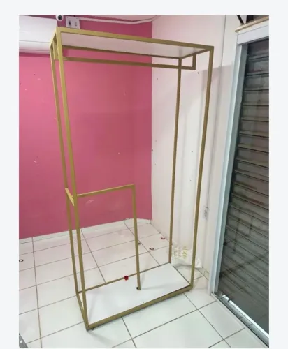 Arara de roupa 