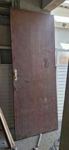 Portas de madeira maciça vários tamanhos