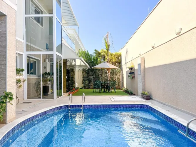 Casa à venda com 4 suítes no Parque Taquaral, Campinas