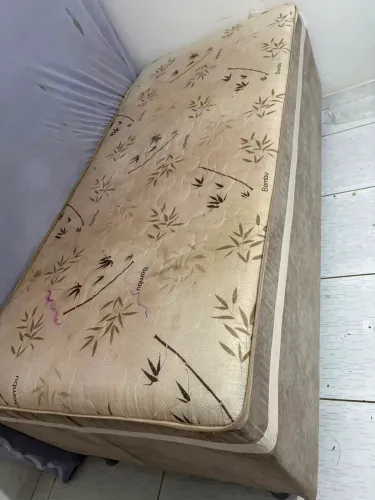 Vende se cama box