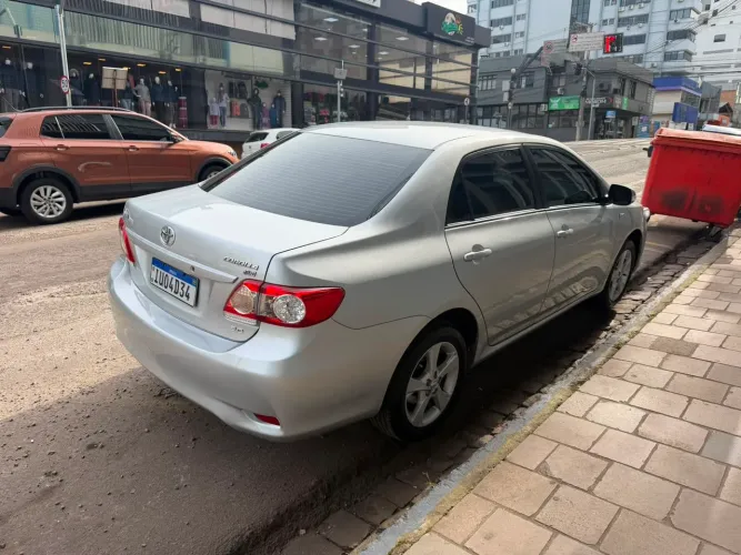 Toyota Corolla XEI 2.0 Flex 16V Aut. 2014