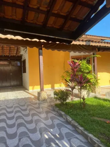 Casa para Venda em Itanhaém, Palmeiras, 3 dormitórios, 1 suíte, 1 banheiro, 4 vagas