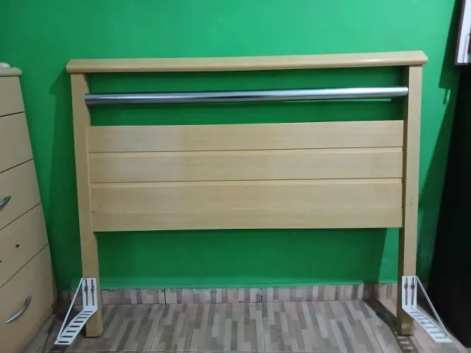 Cabeceira de Cama Amadeurada Clássica - Casal