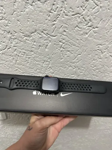 Relógio Apple Watch séries 7 NIKE