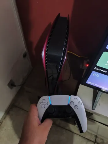 Vendo Playstation 5 FAT vermelho