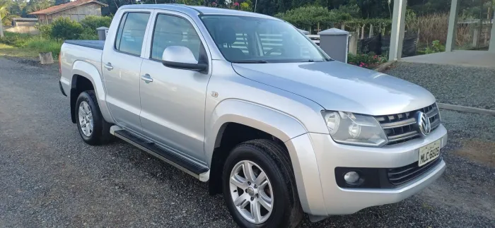 Volkswagen Amarok Trendline CD 2.0 TDI 4X4 Dies AUT 2013