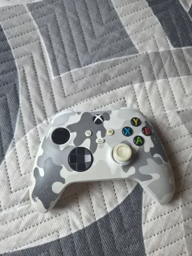 Controle Xbox Series X|S Original (Funcionando / Sem o Analógico Esquerdo)