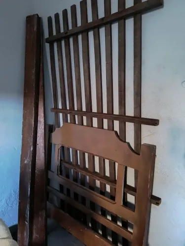Cama Solteiro  Madeira