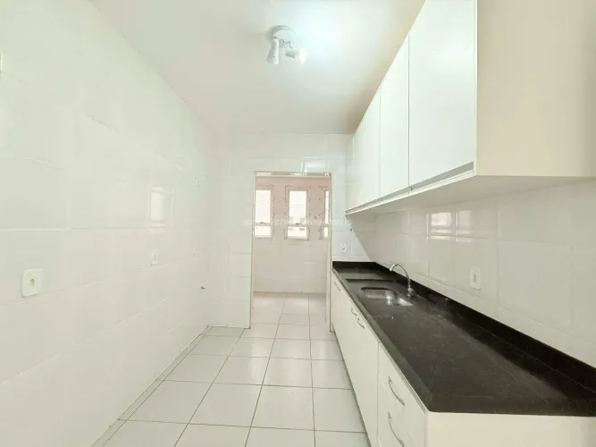 Apartamento para aluguel, 3 quartos, 1 suíte, 1 vaga, São Benedito - Uberaba/MG