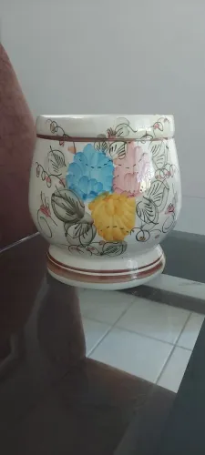Relíquia Vintage Vaso Bombê em Cerâmica Artística Pintado à Mão
