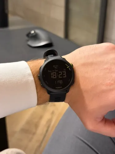 Relógio Garmin Forerunner 55 com GPS - Preto