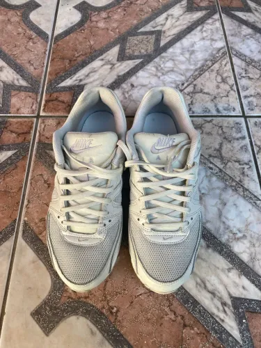 Nike ar Max Command - Bege/off-white