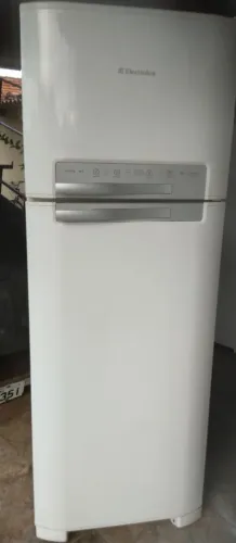 Geladeira Electrolux frost free 430 l funcionando perfeitamente entrego