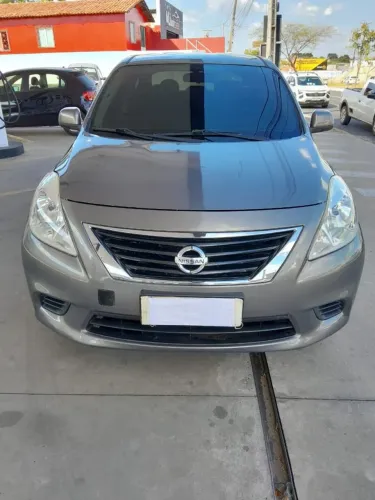 Nissan Versa SV 1.6 16V Flex Fuel 4P Mec. 2013
