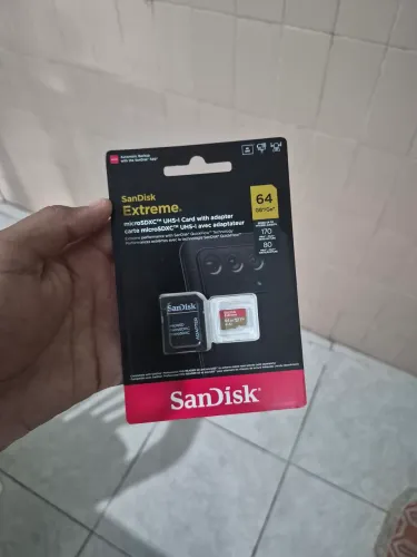 Cartão de memória SanDisk Extreme novo lacrado nunca usado