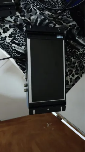 Monitor pequeno