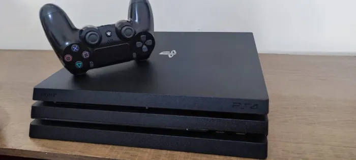 PLAYSTATION 4 PRO DESBLOQUEADO