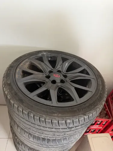 Jogos de rodas 22 com pneus