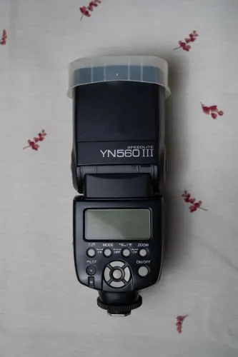 Flash youngnuo 560 iii