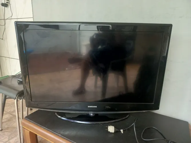 Bem conservada , não e Esmart