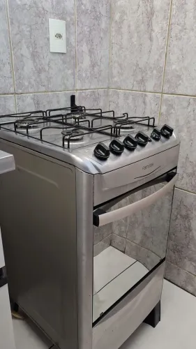 Vende- se fogão de 4 bocas
