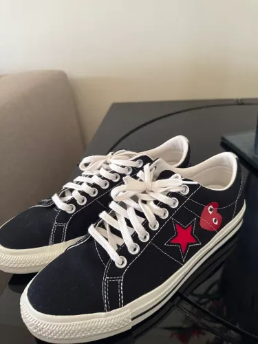 Tênis Converse X CDG