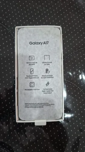Vendo Celular A17 256 GB 8 Giga de Ran. Novo na Caixa nunca foi usado.