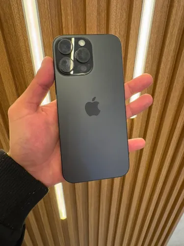 VENDE-SE IPHONE 16 PRO MAX