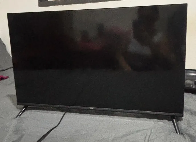 Tv Smart TCL 32" EM ESTADO DE NOVA, COM NOTA E  CAIXA 