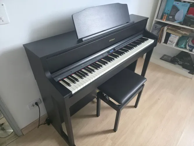 Piano Digital Roland HP 605 Impecável!!!