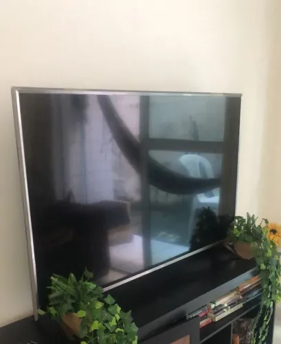 TV LG 50" UHD AI ThinQ