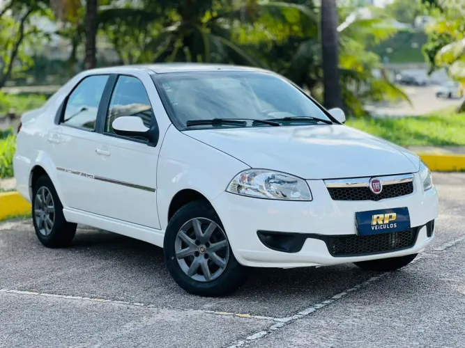 Fiat Siena EL Celeb. 1.0 MPI Fire Flex 8V 4P 2015