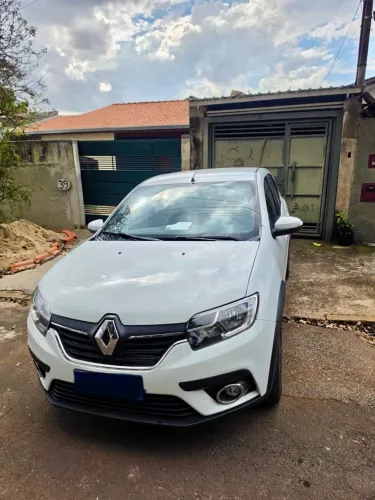 Renault Logan Intense Flex 1.6 16V 4P Aut. 2020