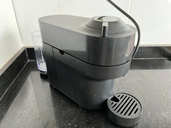 Cafeteira Nespesso Vertuo Pop