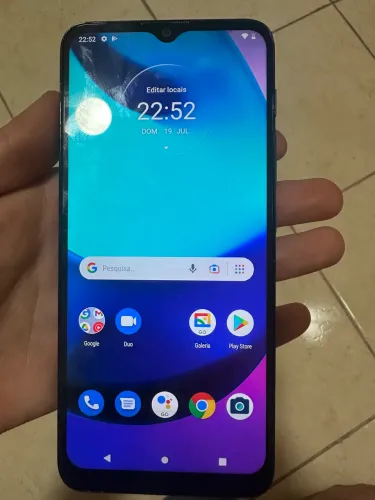 Celular Moto E20 Tela de 6,5 HD+ 32GB