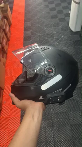 Capacete LS2 com Intercomunicador 