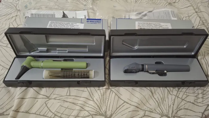 Kit Diagnóstico Riester Ri-Mini - Otoscópio Verde + Oftalmoscópio Cinza