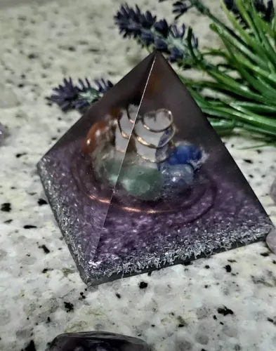 Orgonite dos 7 C?akras