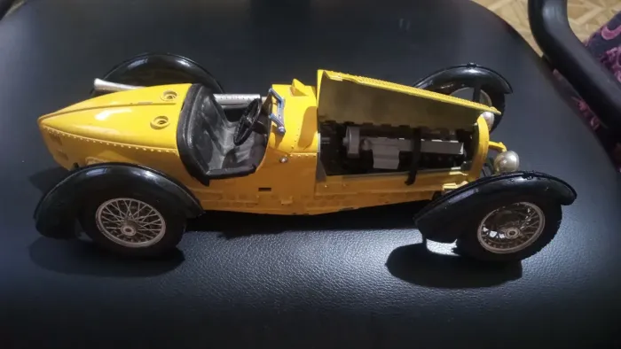 Vendo carro de coleção