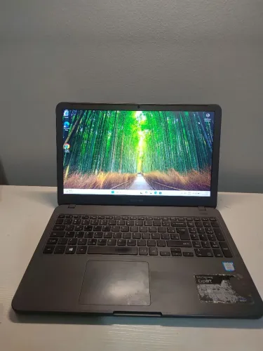 Notebook Samsung Core i5 8GB SSD 240 (Aceito Cartão)