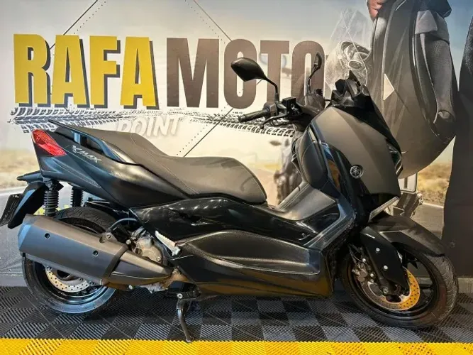 YAMAHA XMAX 250 2022. Por $23.990,00