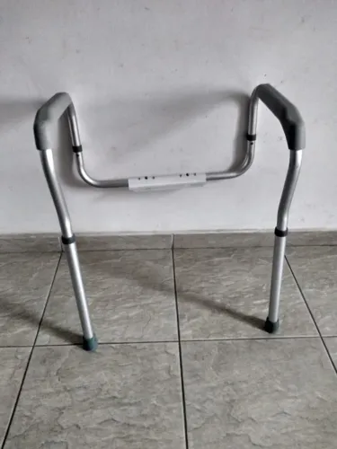Barra De Apoio Vaso Sanitário Para Idoso Regulável