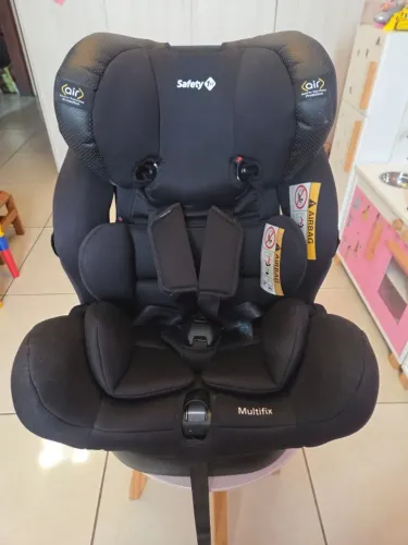 Cadeirinha Multifix Safety 1st, de 0 a 36 kg, Isofix - Cor Preto (Black Urban)