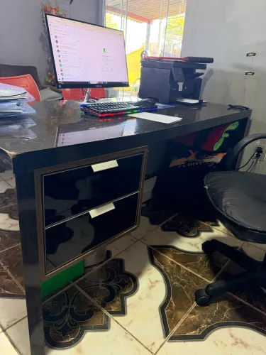 Mesa escritório