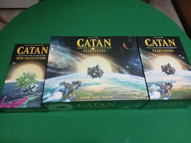 Catan Starfarers + exp 5-6 + cenário Encounters + exp Europa 1912