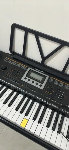 Teclado profissional novo