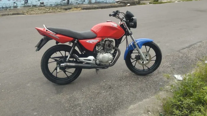 Vendo cg titan 150 em dias 